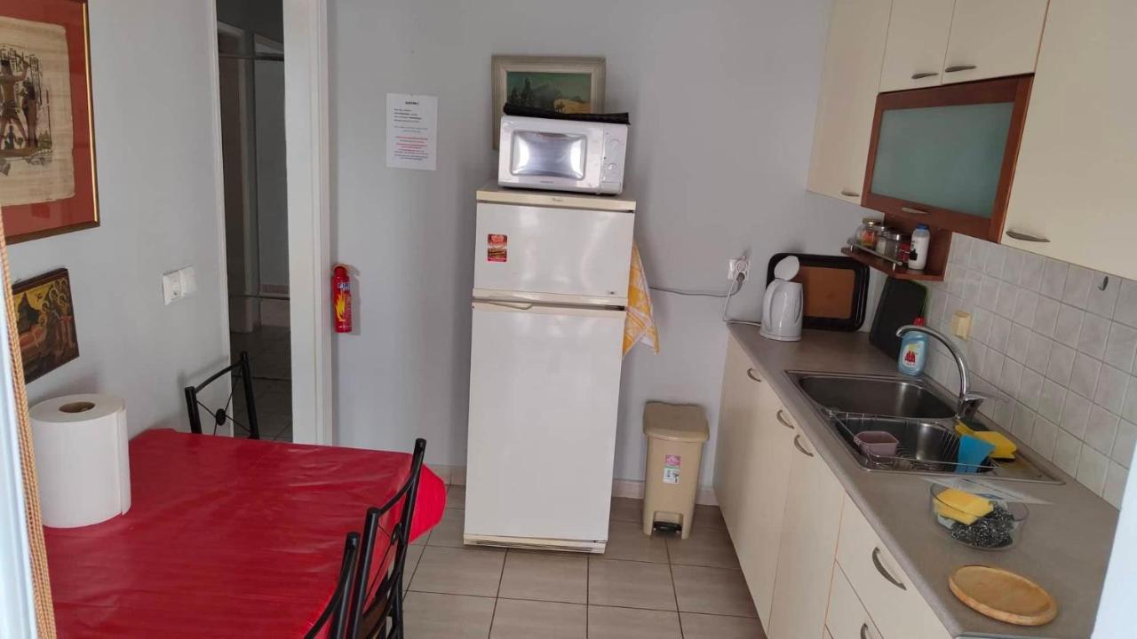 Alkyon Perea Apartments Peraia  Bagian luar foto